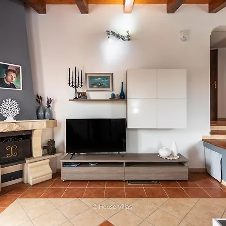 Villa Macauda וילה