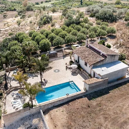 Villa Macauda וילה נוטו